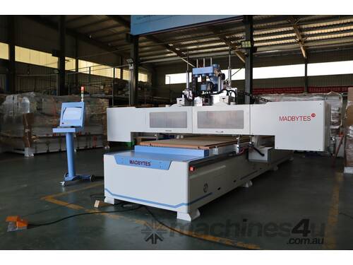 Madbytes CNC Routers and Accessories - 1300mm x 2500mm Working Area with Advanced Automation