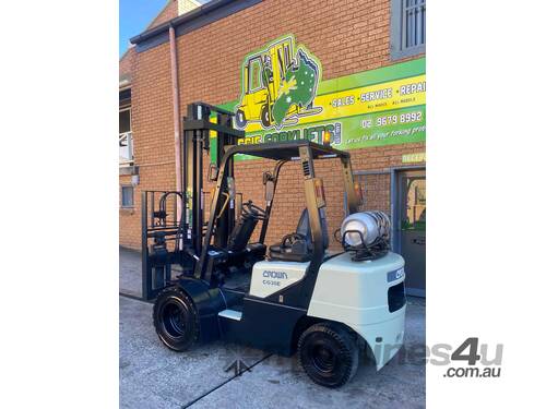 3 Ton Crown Forklift 