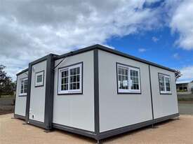 NEW EXPANDABLE CONTAINER HOUSE WITH ENSUITE - picture2' - Click to enlarge