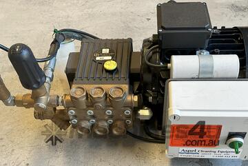 Cold water wall-mounted heavy duty pressure cleaner (CW 90/11)