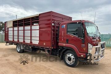 Isuzu 2011   FSR850 TRUCK