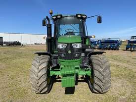 John Deere 6110M MFWD - picture0' - Click to enlarge