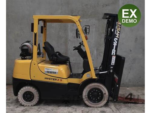 HYSTER H2.5XT (Ex Demo)