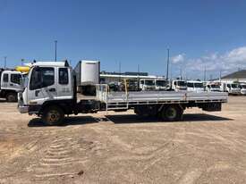 2005 Isuzu FRR550 Flat Bed Tray - picture2' - Click to enlarge