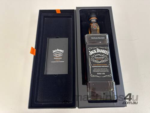 1x Jack Daniels Sinatra Select Whiskey