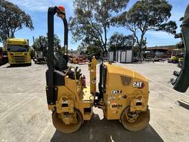 2022 Caterpillar CB1.7 Roller Compactor - picture1' - Click to enlarge