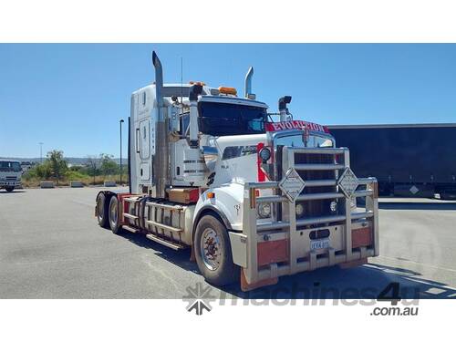 Kenworth T909