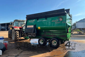 Keenan Mech-Fiber 320 Feed Mixer Hay/Forage Equip