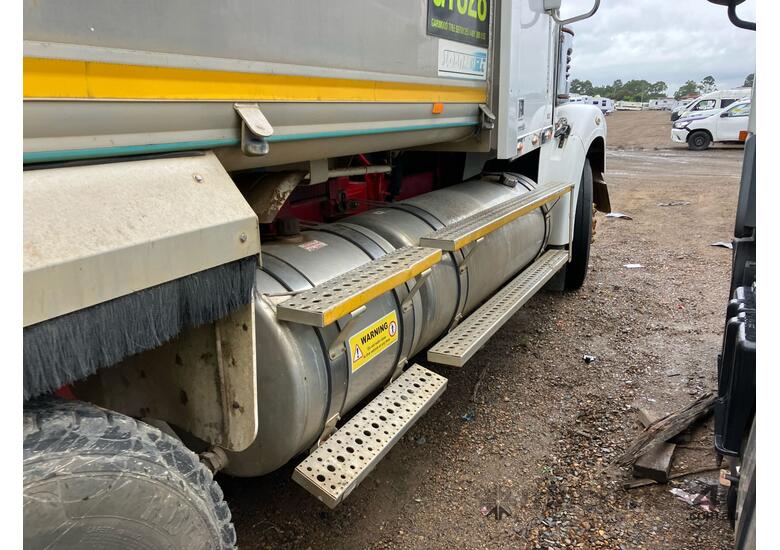 caption 2012 Freightliner FLX Coronado Tipper Day Cab