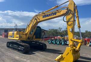 Komatsu   PC 210 Excavator Komatsu   PC 210 Excavator