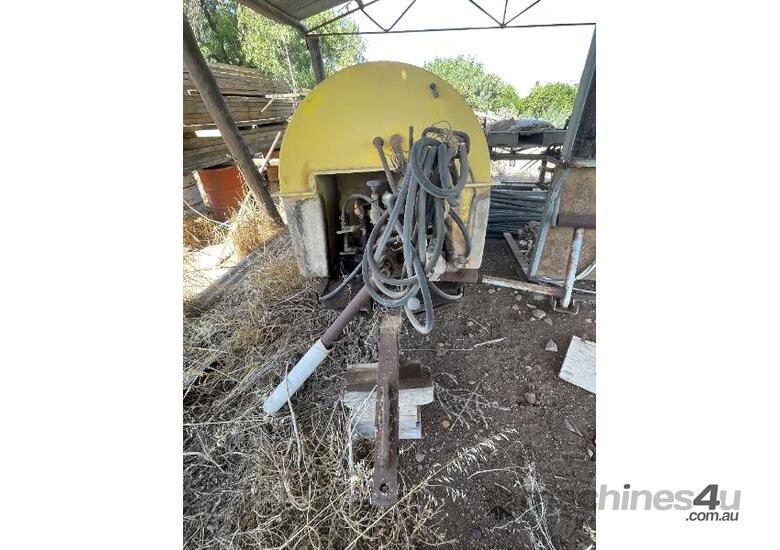 caption Tornado Sprayer