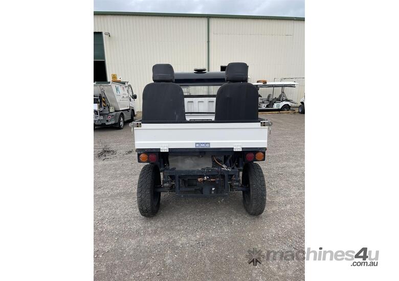 caption EMC Titan LT UTE