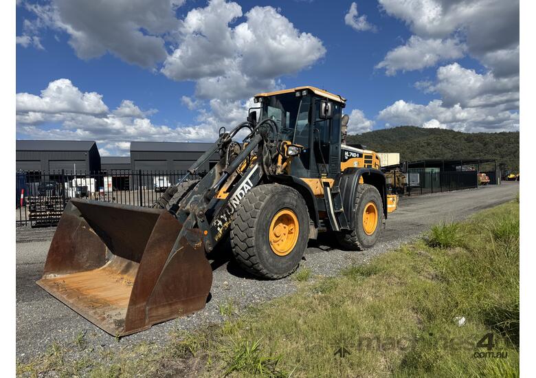 caption Hyundai HL740TM-9 Tool Carrier Wheel Loader