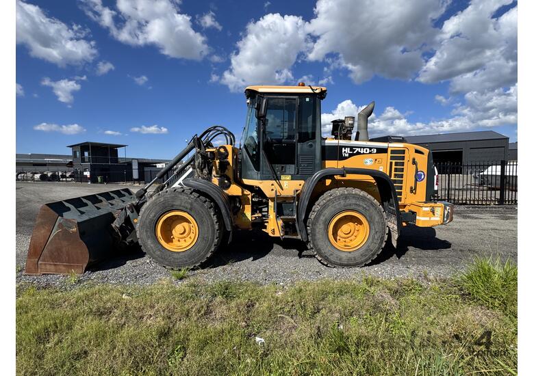 caption Hyundai HL740TM-9 Tool Carrier Wheel Loader