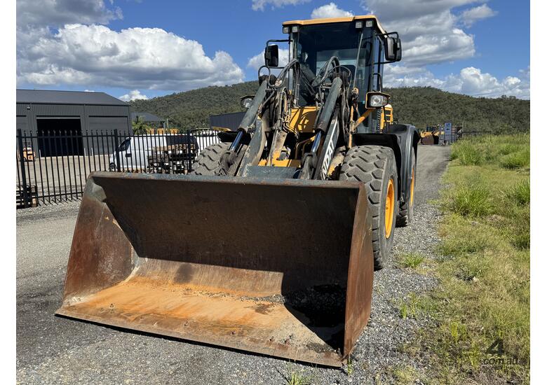 caption Hyundai HL740TM-9 Tool Carrier Wheel Loader