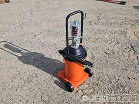 Unused Captok Grease Pump  - picture1' - Click to enlarge