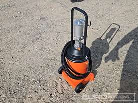 Unused Captok Grease Pump  - picture2' - Click to enlarge