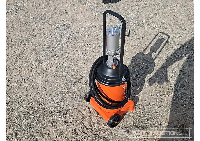 caption Unused Captok Grease Pump