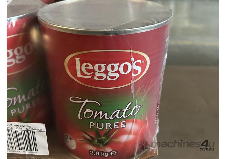 caption Approx 30x 2.9kg Packages of Leggo's Tomato Puree