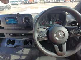 Mercedes-Benz Sprinter - picture2' - Click to enlarge