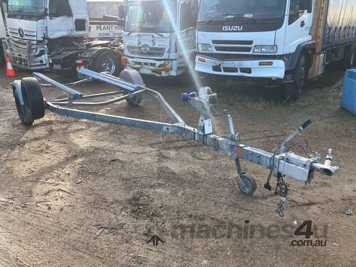 caption 2006 Karavan Single Axle Boat Trailer