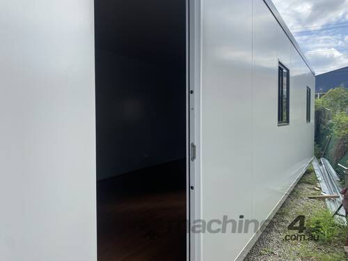 9m X 3m Panel Lock Construction Portable Open Plan Office