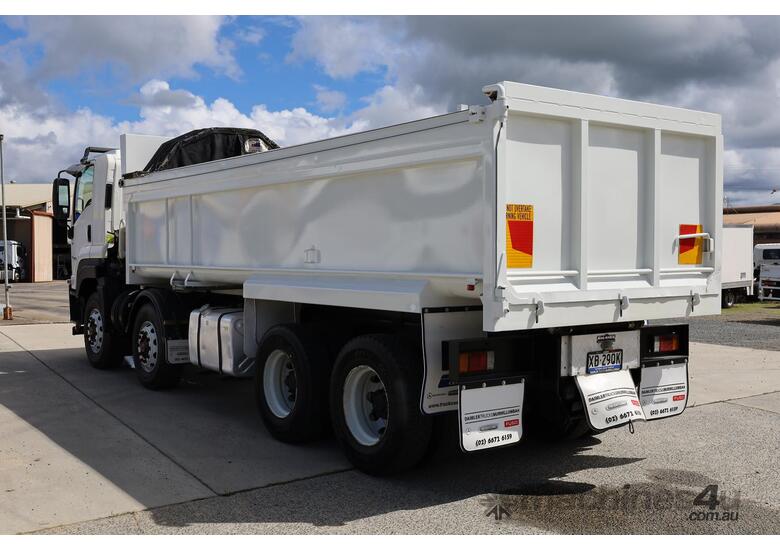 caption 2018 Isuzu F Series FYH300-350