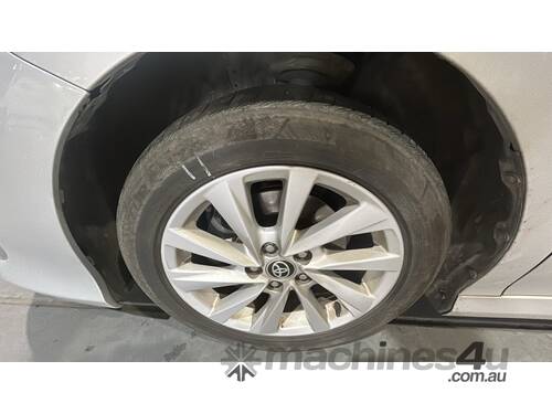 caption 2021 Toyota Camry Ascent Hybrid-Petrol