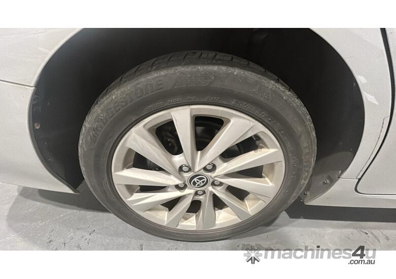 caption 2021 Toyota Camry Ascent Hybrid-Petrol