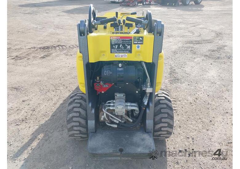 caption Wacker Neuson SM440-31W