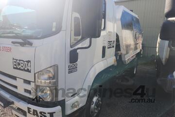 2010 Isuzu Schwarze A5500 Road Sweeper