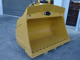 (BBB) BETTA BILT BUCKETS 30 TONNE TILT BUCKET - picture0' - Click to enlarge