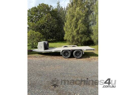 Marlin Dual axle trailer, flat top