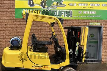 Hyster 2.5 Ton Container Mast Forklift