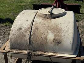 800L Fibreglass Tank  - picture1' - Click to enlarge