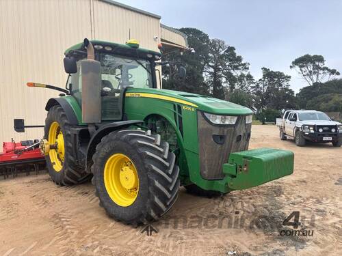 caption John Deere 8295R