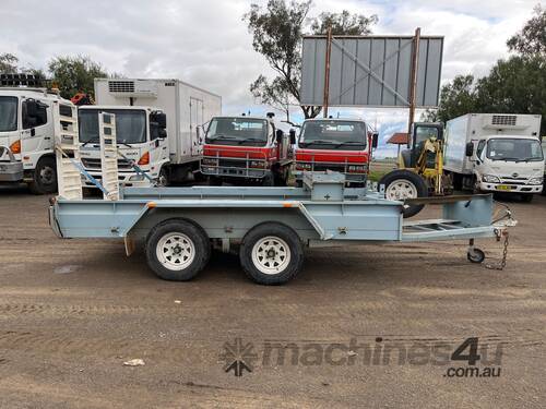 2005 Dingo Tandem Axle Plant Trailer