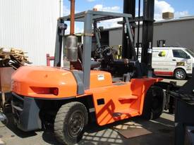 FORKLIFT TCM TOYOTA CROWN FD70Z8 HIRE OR BUY - picture1' - Click to enlarge