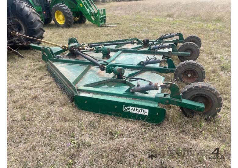 Austil Equipment Slasher in good condition, approx. 4m wide