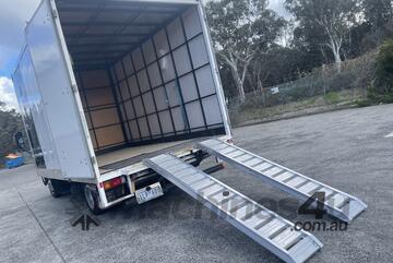 2.4M 1.8Tonne Heavy Duty Aluminium Loading Ramp(Hook Type)