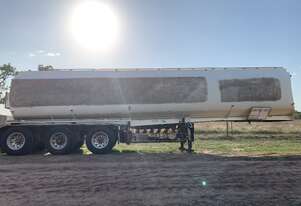 Marshall 45,000L Fuel Tanker Tri-Axle, Dual Fuel Pump, On Airbag Trailer