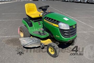 John Deere   E120