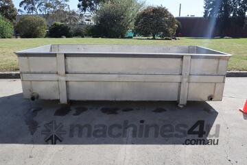 Large Stainless Steel Tank with Coils - 5000L