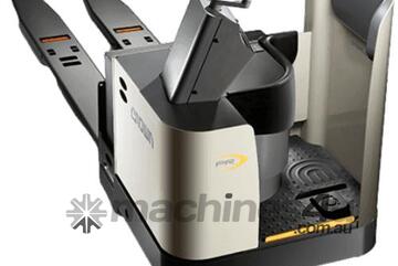 Crown | 3.0T | Electric - PR 4500