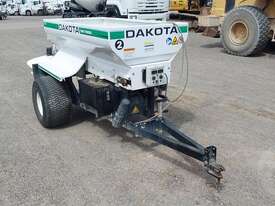 Dakota Turf Tender 410 - picture0' - Click to enlarge