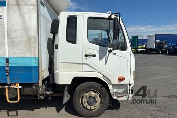 2017 Mitsubishi Fuso Fighter FK600 Curtainsider