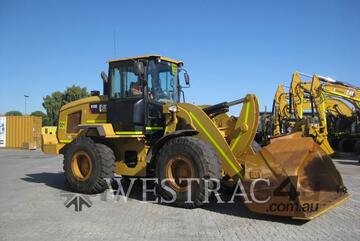 CAT 938K Wheel Loaders integrated Toolcarriers