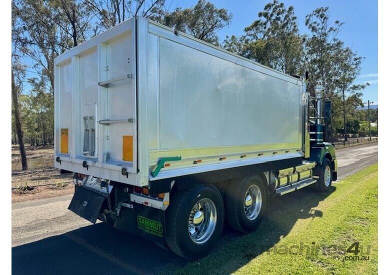 2007 Kenworth T404ST tipper, Cat C15, 18sp, dual X locks, aluminium body