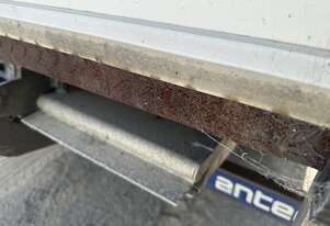 2015 Hino 300 Ser 2 C/CAB Wide 616 4x2 Pantech Truck