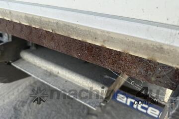 2015 Hino 300 Ser 2 C/CAB Wide 616 4x2 Pantech Truck